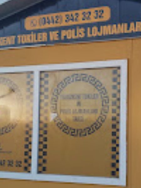 Kabin tabelasında (0442) 342 32 32 numarası; altında pencerede dama kenarlı durak amblemi